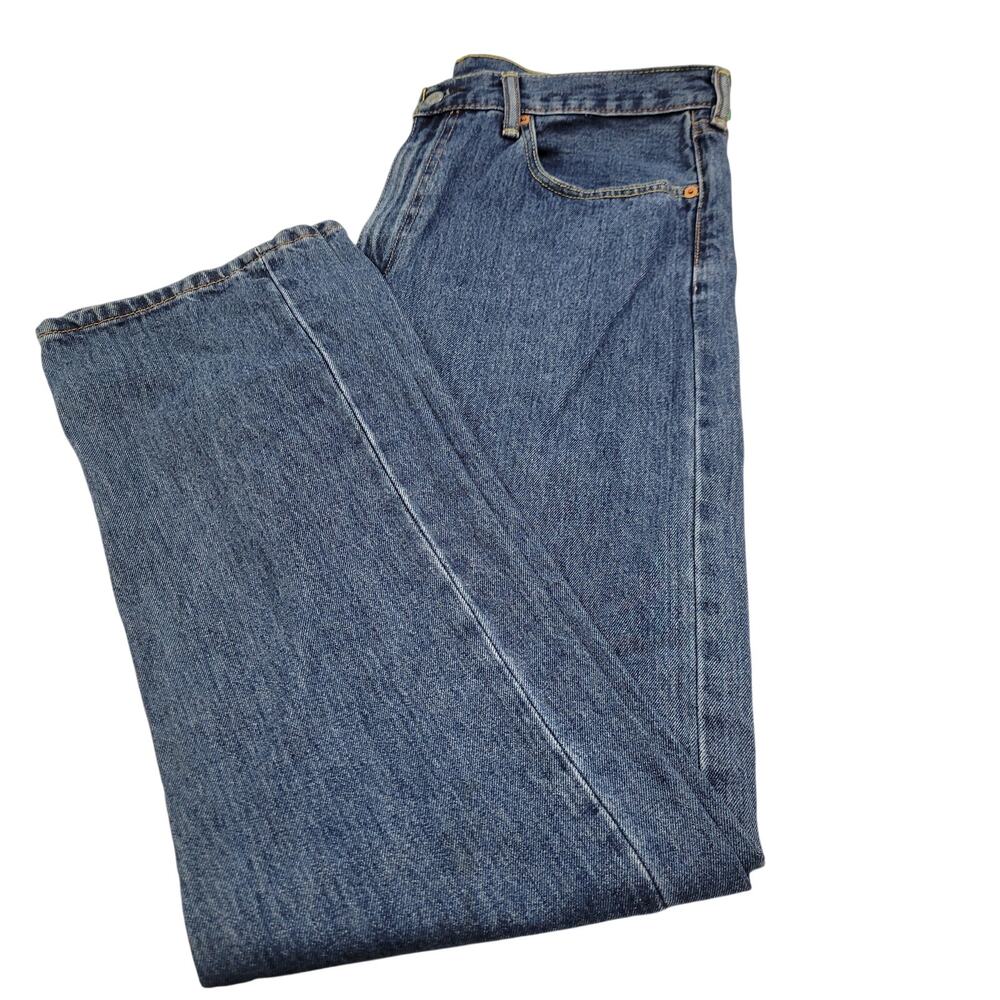 Levi's Men's 505 Jeans Straight Leg Medium Wash Size 38x34L  1623-0099